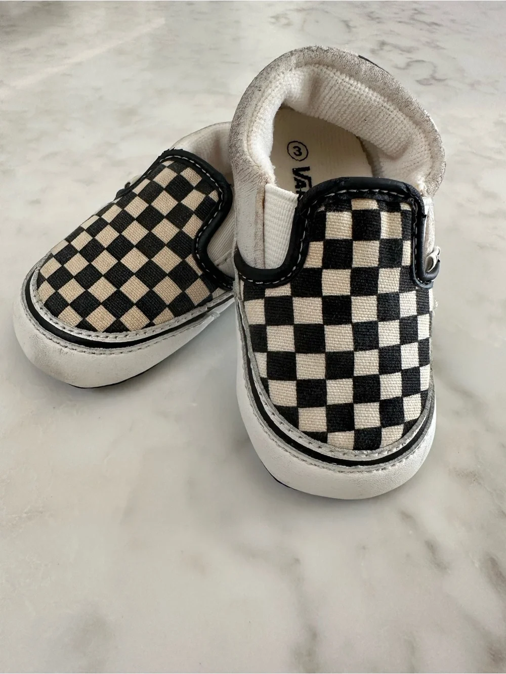Vans Infant Classic Slip-On Checkerboard Sneakers - Black/White. Size 3